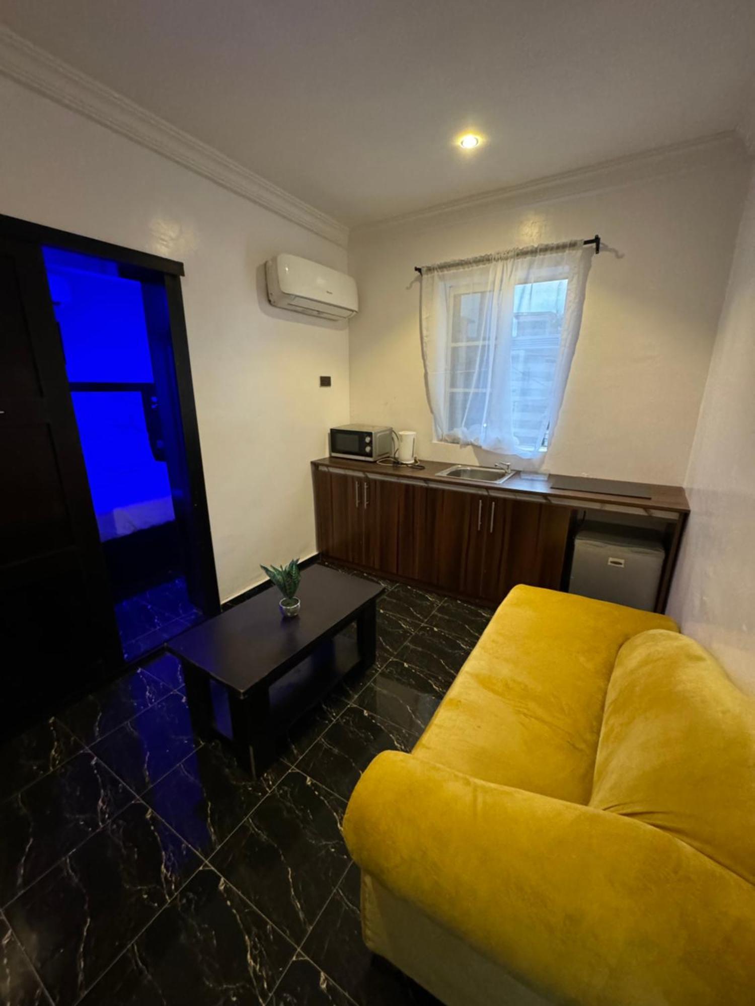 Posh Hotel And Suites Ikeja Extérieur photo