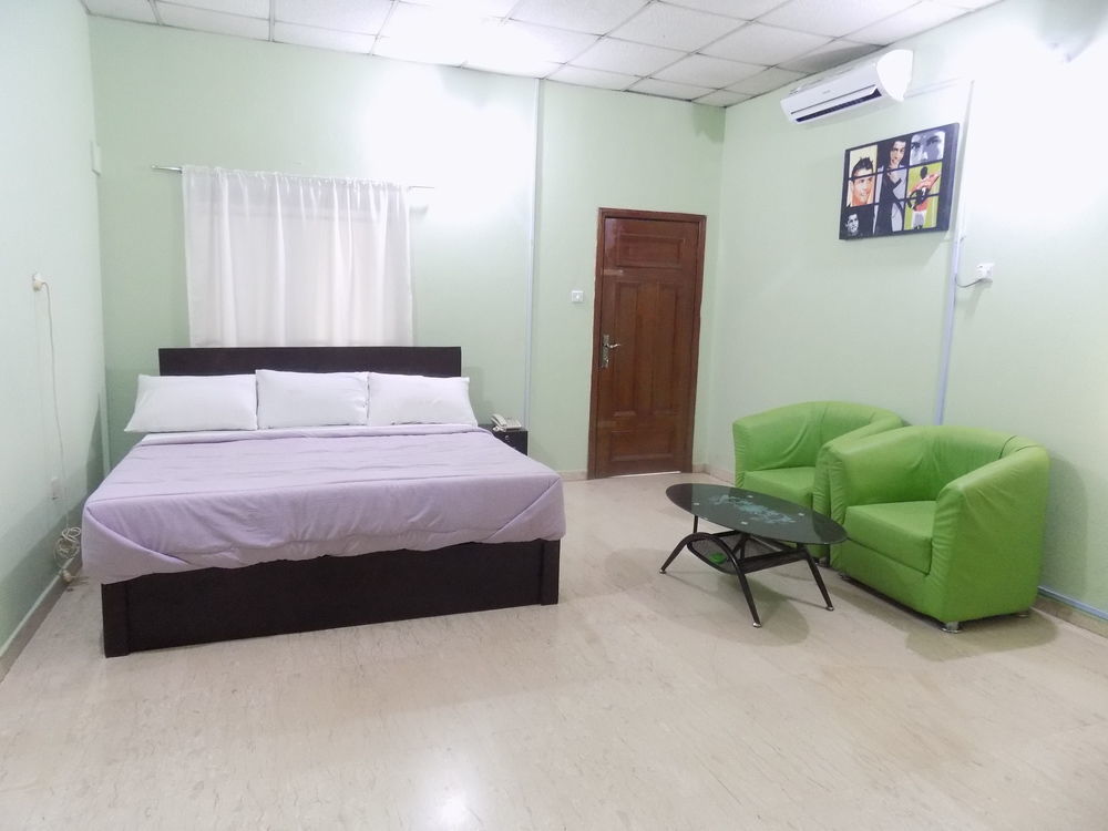 Posh Hotel And Suites Ikeja Extérieur photo