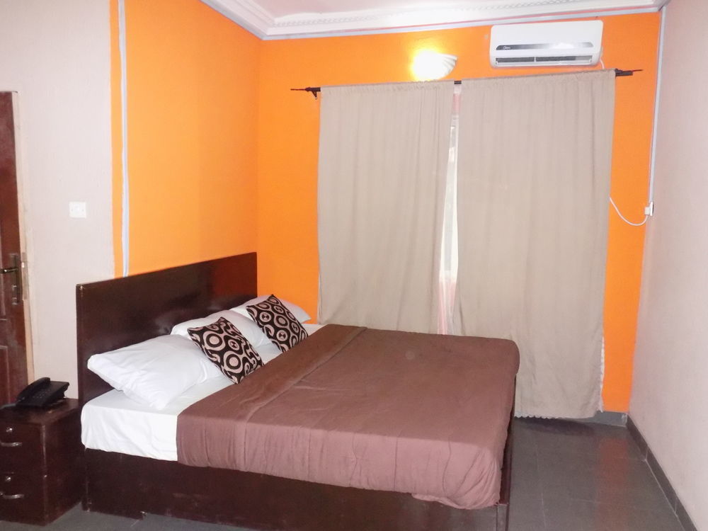 Posh Hotel And Suites Ikeja Extérieur photo