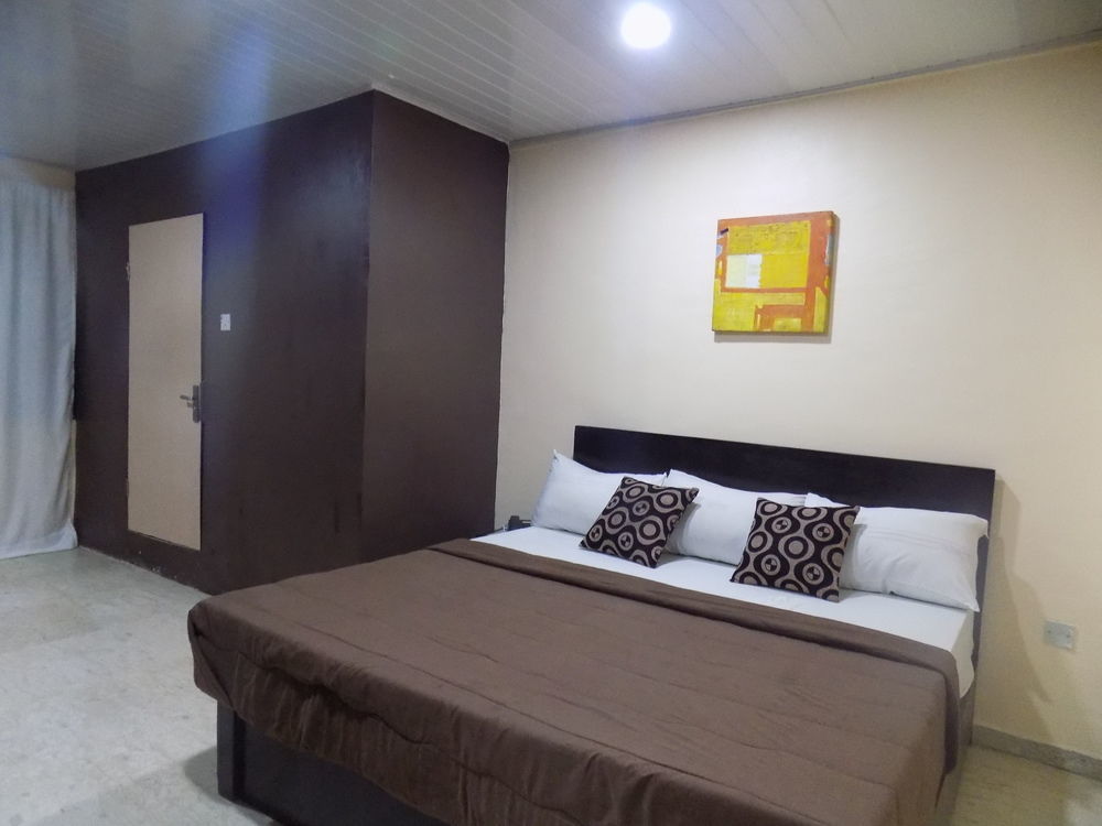 Posh Hotel And Suites Ikeja Extérieur photo