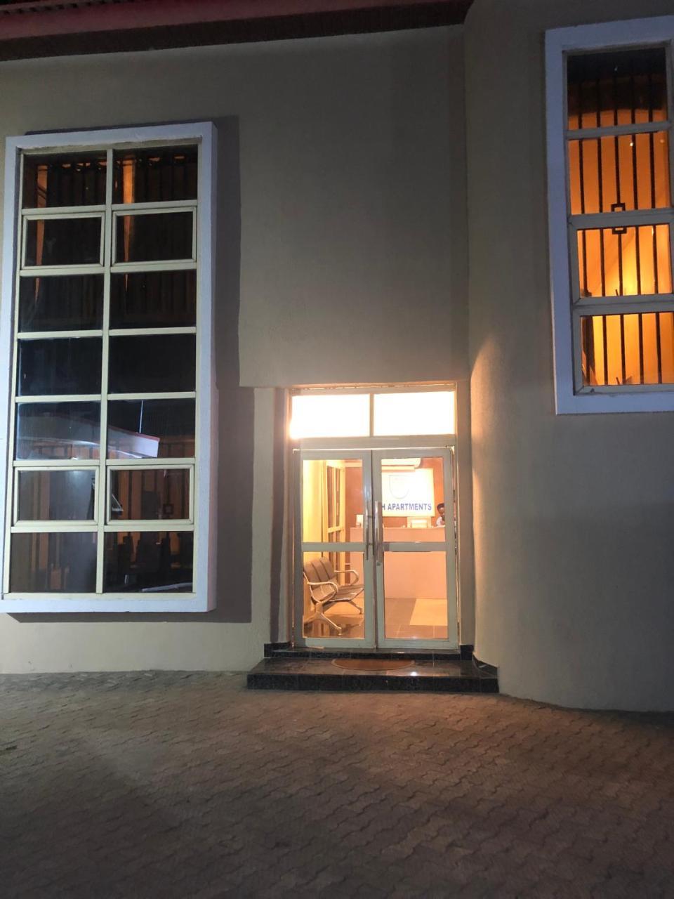 Posh Hotel And Suites Ikeja Extérieur photo