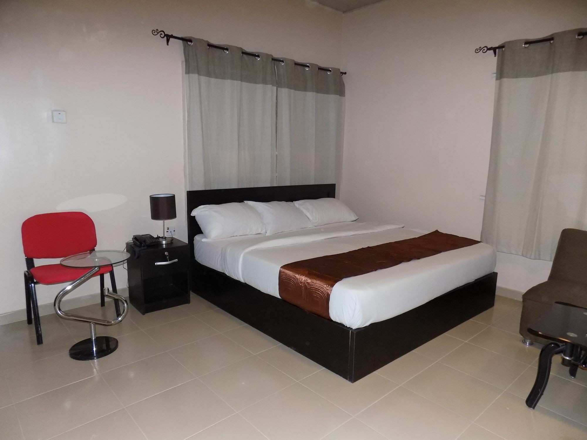 Posh Hotel And Suites Ikeja Extérieur photo